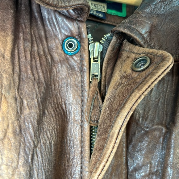 Vintage Town & Country Men’s Genuine Distressed Leather Flight Bomber Jacket - Picture 10 of 16